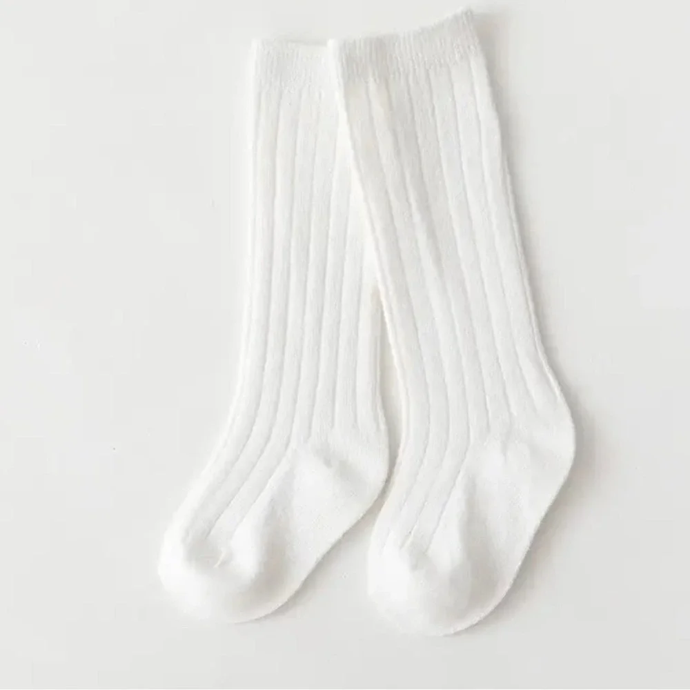 New lot of 5 pair of baby knee high socks 0-6 months